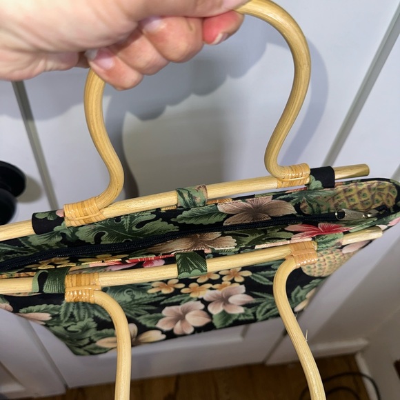 Vintage Hawaiian Black and Green Tropical Floral Tote with Handles - Picture 7 of 12